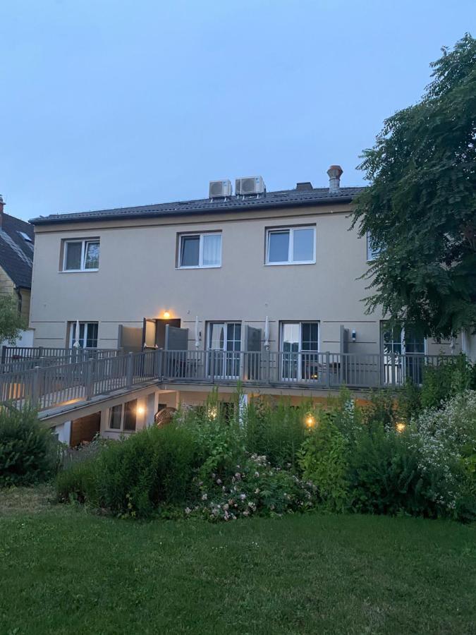 Hotel Johannes-Zeche Illmitz Bagian luar foto