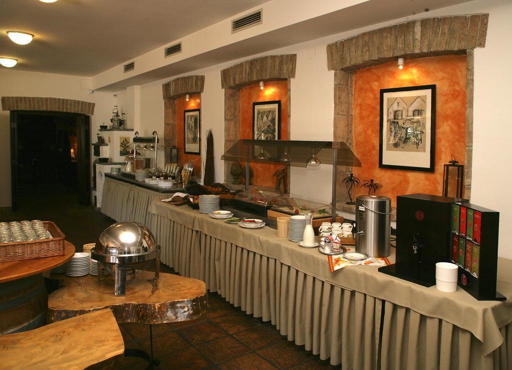 Hotel Johannes-Zeche Illmitz Bagian luar foto