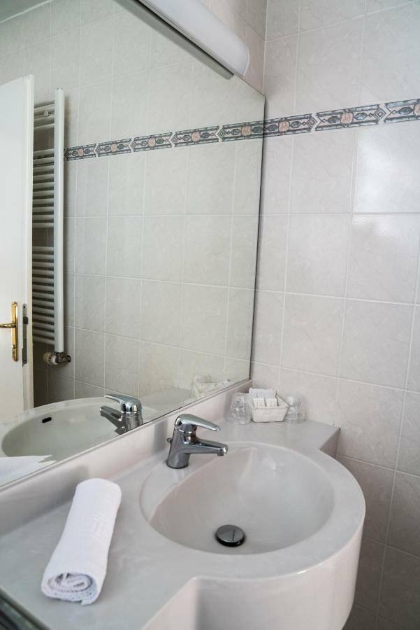 Hotel Johannes-Zeche Illmitz Bagian luar foto